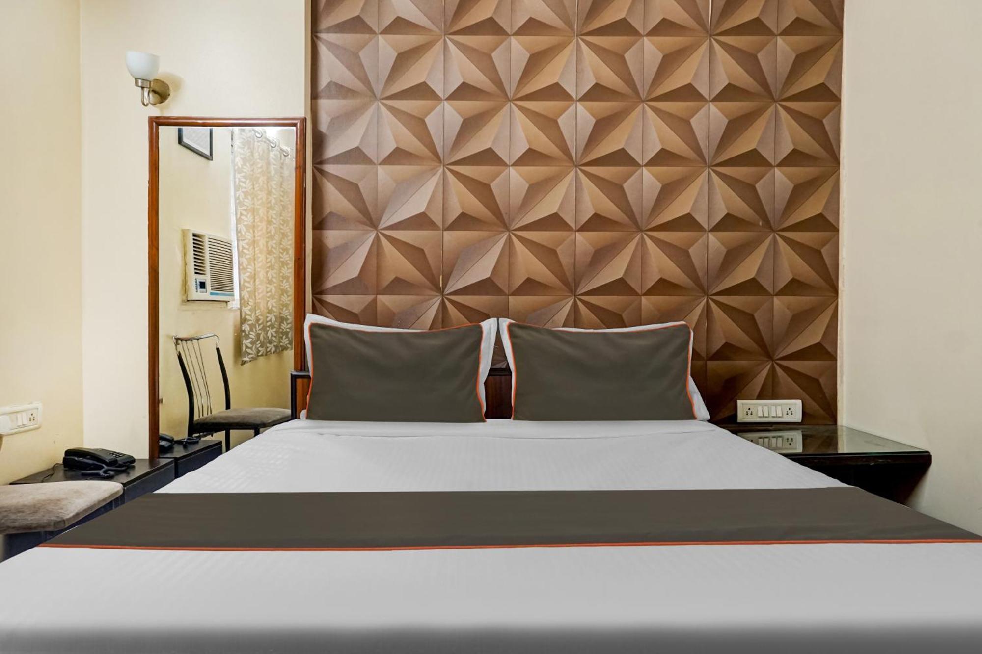 Hotel Galaxy Residency Kalyani Nagar Pune Exterior foto